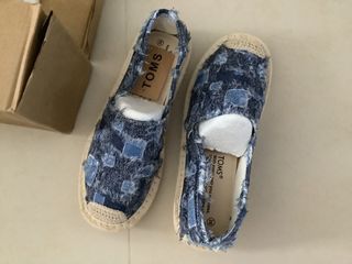 Toms Loafers for women