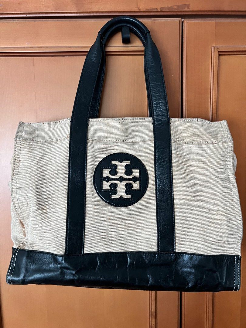 Tory Burch Canvas Tote in Beige & Black (Category: Luxury Bags & Wallets) located in Makati City. Submitted by macypants (Listing ID 1247182555, Image 1). Description: Authentic Tory Burch Canvas Tote in Beige and Black No inclusions W cracking of edges on top portion of the bag, small stains on the side Will send more photos upon request .