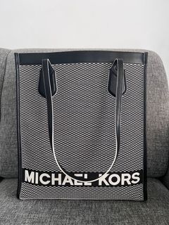 Buy MICHAEL KORS Jet Set Travel Small Zip Tote Bag (nt) 2023