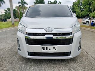 Toyota Hiace commuter deluxe Manual