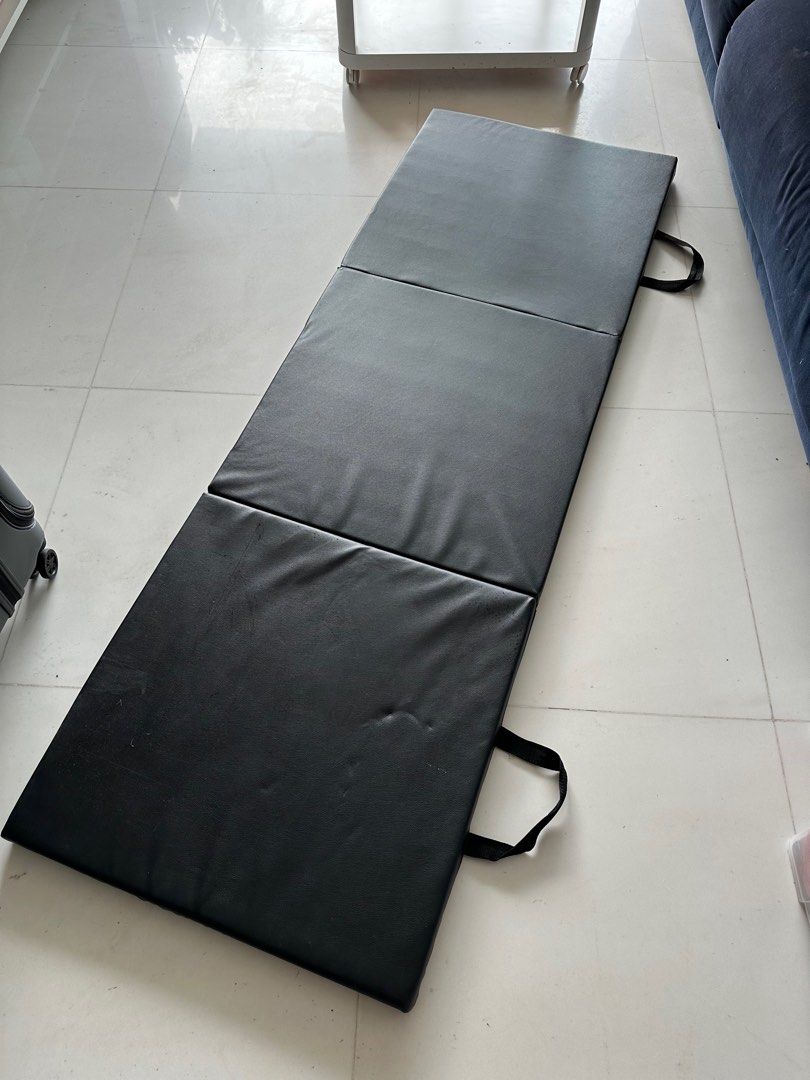 Tri fold Exercise Mat with Handles