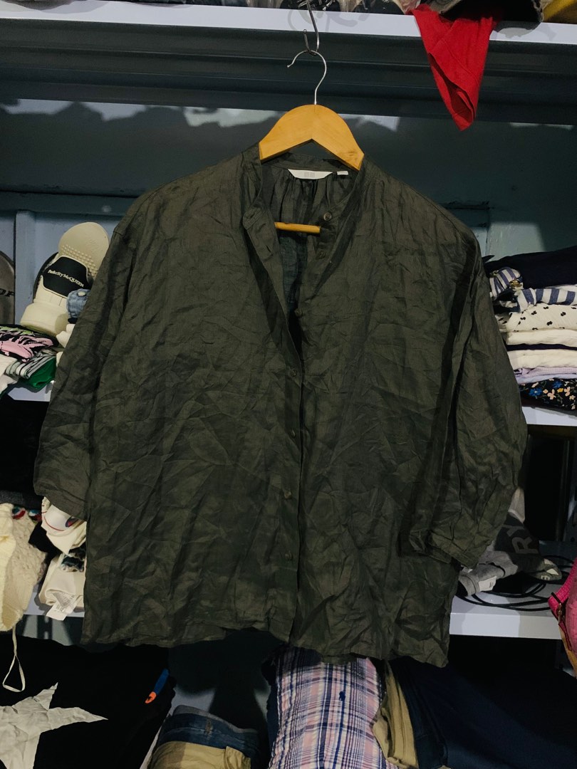 Uni QLo on Carousell