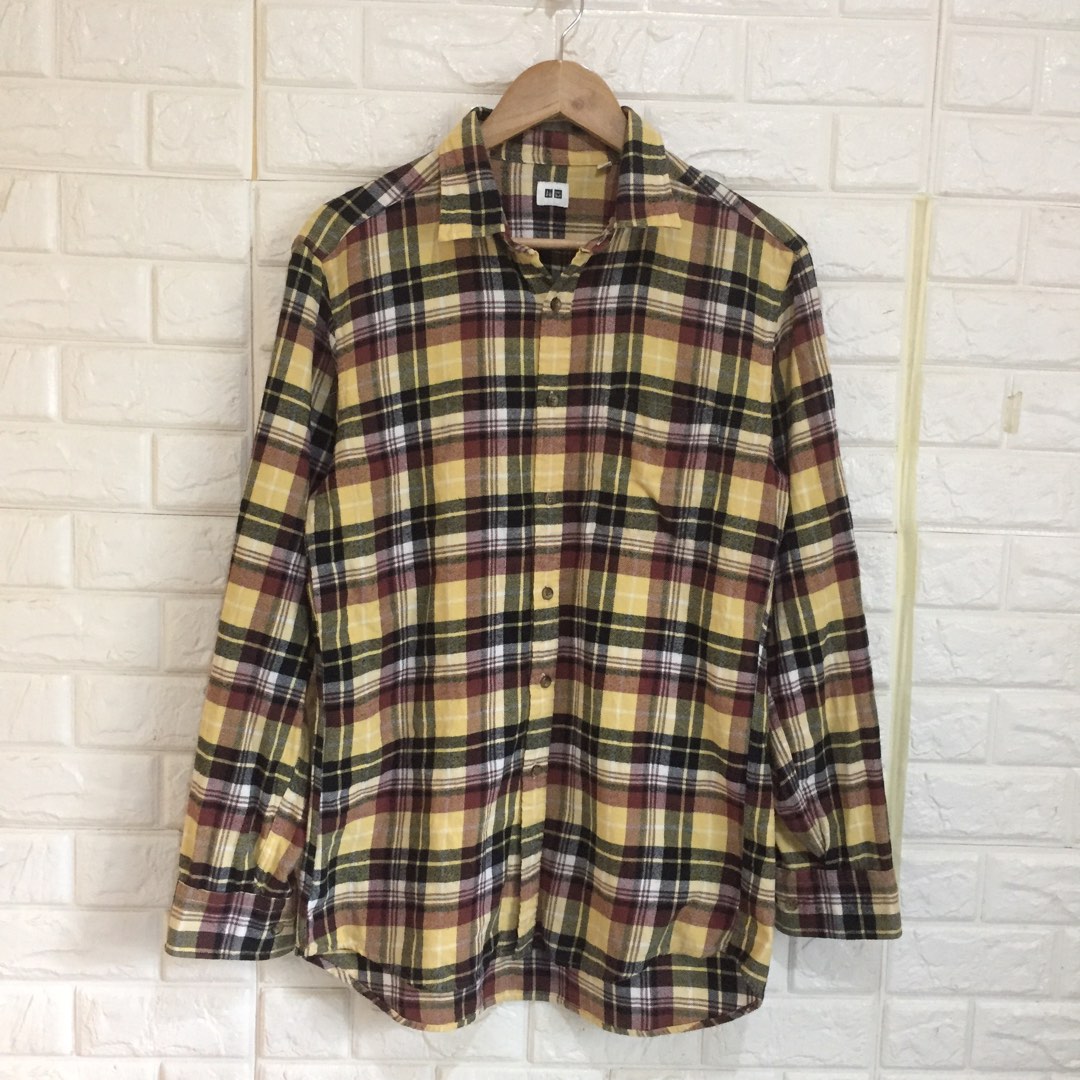 UNIQLO FLANNEL on Carousell