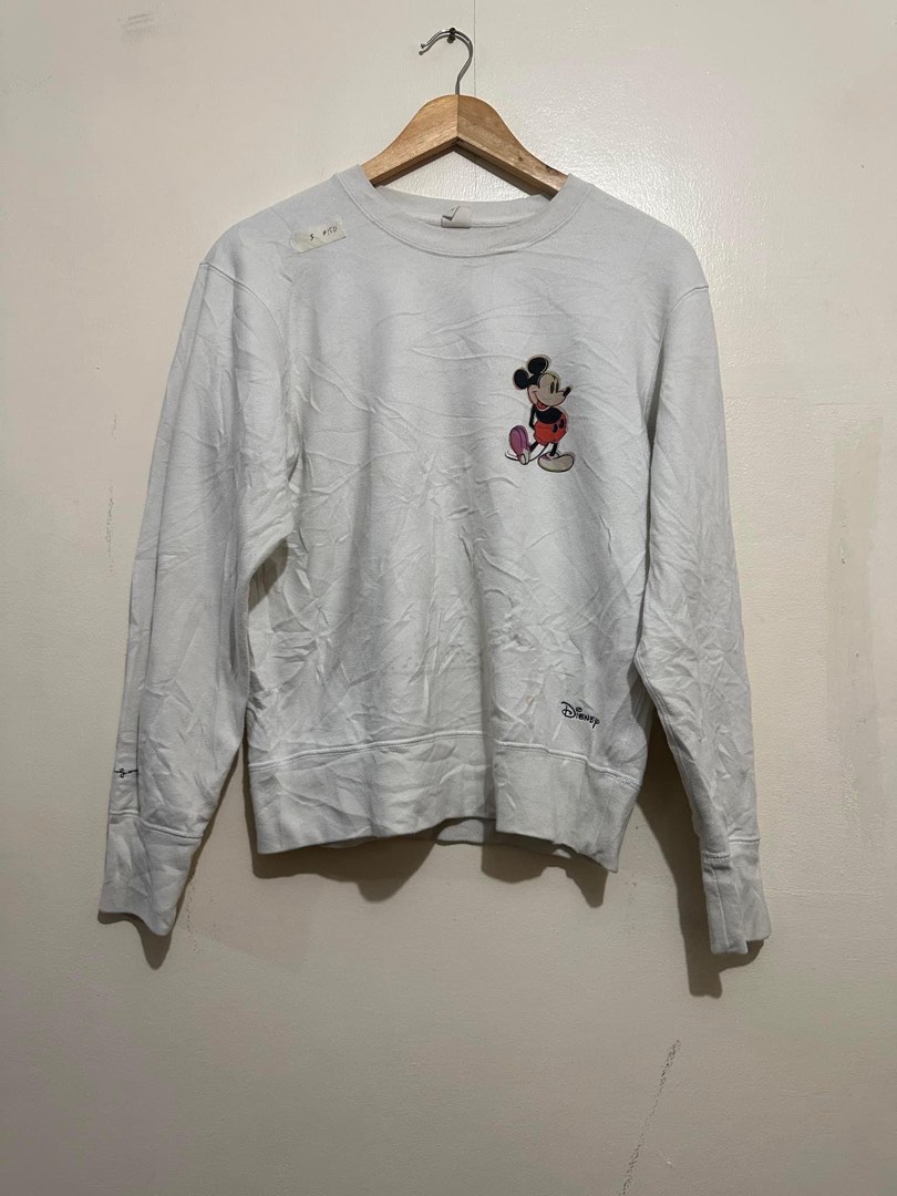 Uniqlo Mickey Mouse Sweater on Carousell