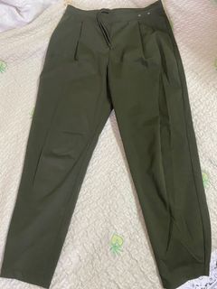 Uniqlo polyester bottom