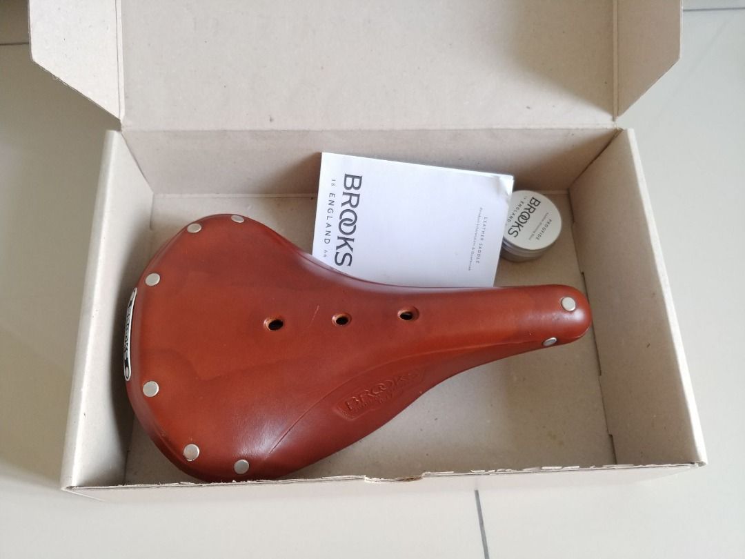 Second hand brooks saddle shop