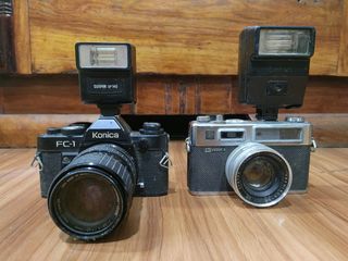 Vintage Cameras with Flashes