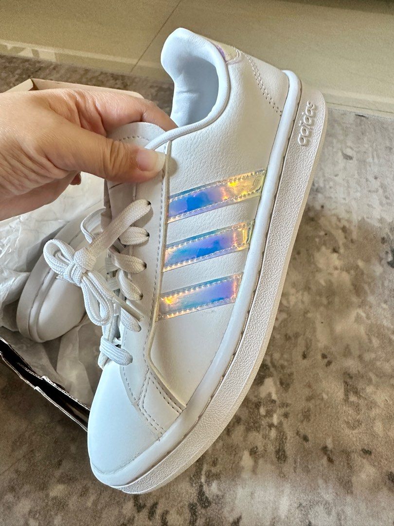 Adidas women's cheap low top sneakers