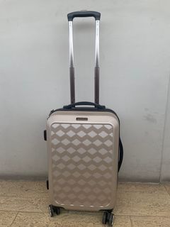 World Traveller Hard Case Luggage (Small)