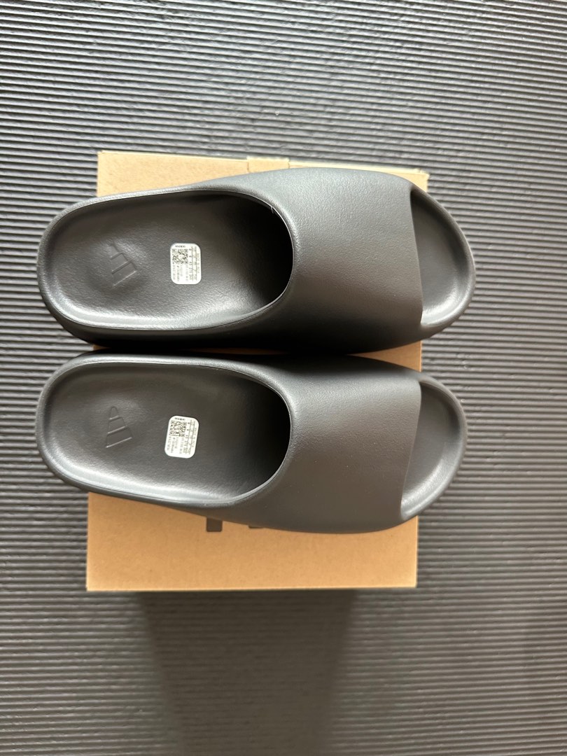 yeezy slide 45