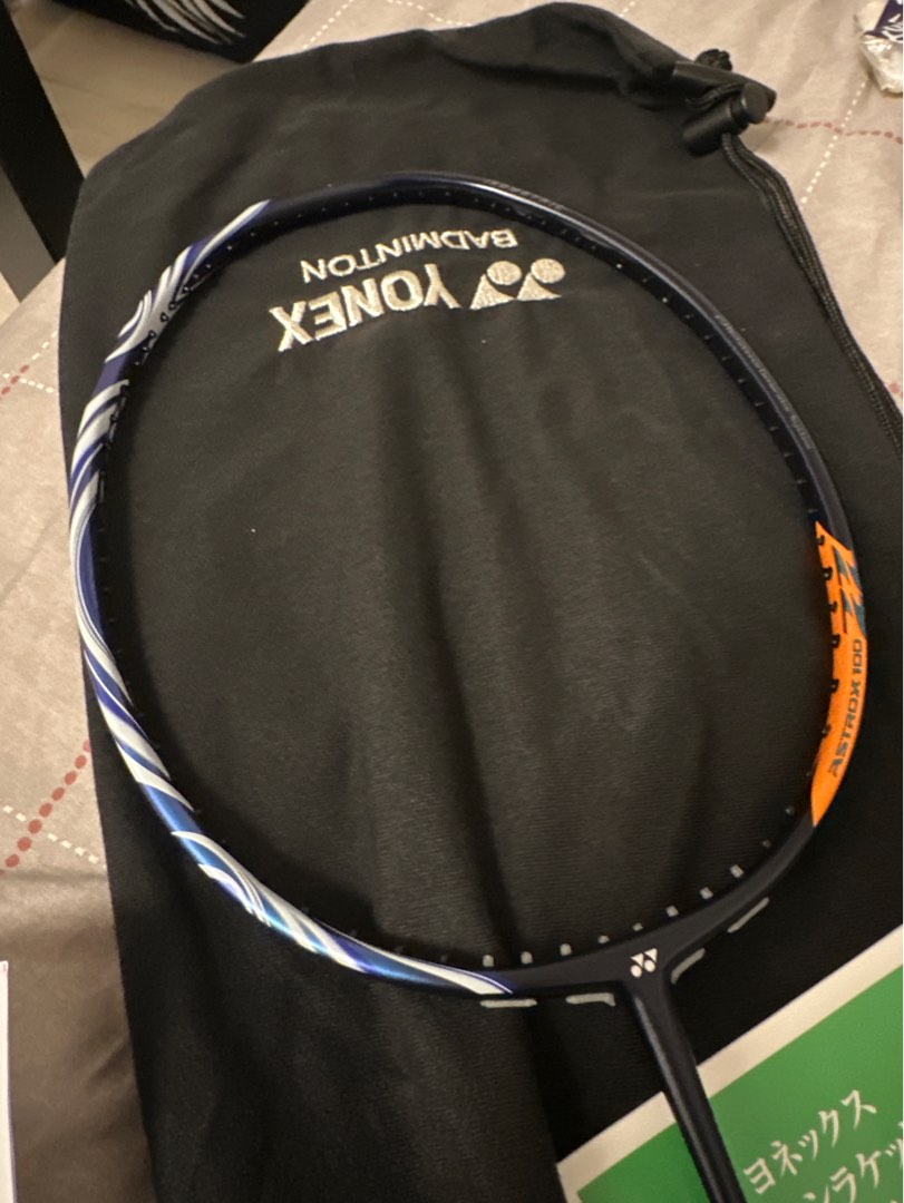 Yonex 100zz Navy 4u5 JP, 運動產品, 運動與體育, 運動與體育- 球拍和