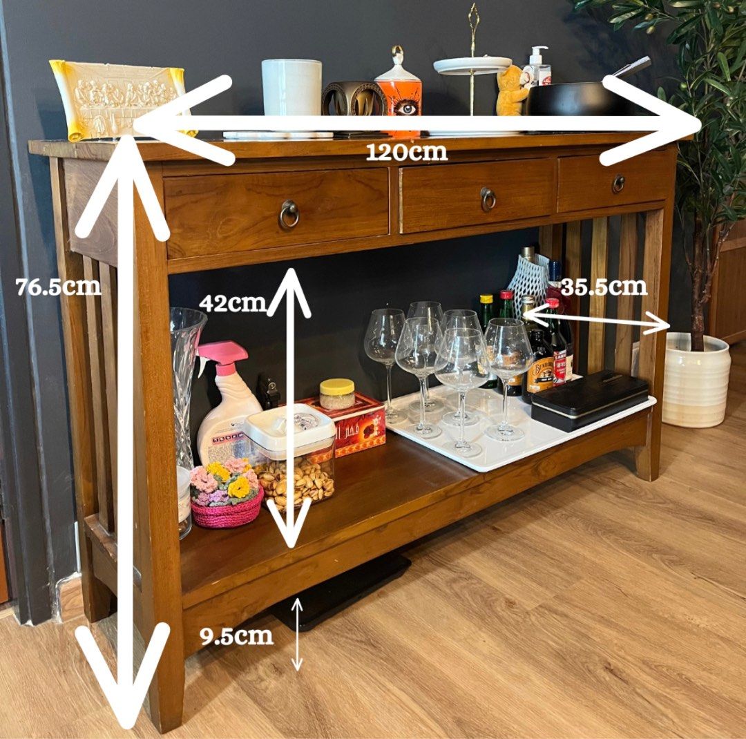 Retro clarence deals media bookshelf console
