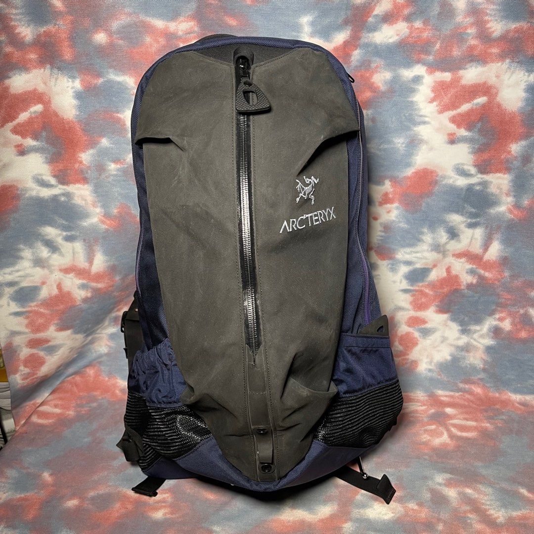 95% new arc'teryx arro 22 purple rucksack backpack arcteryx 不死鳥