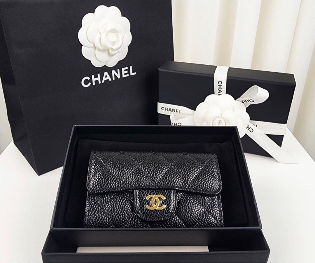 CHANEL AP0214
