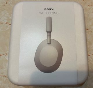 全新行貨未開封Samsung wireless charger trio 三合一黑色無線閃充充電