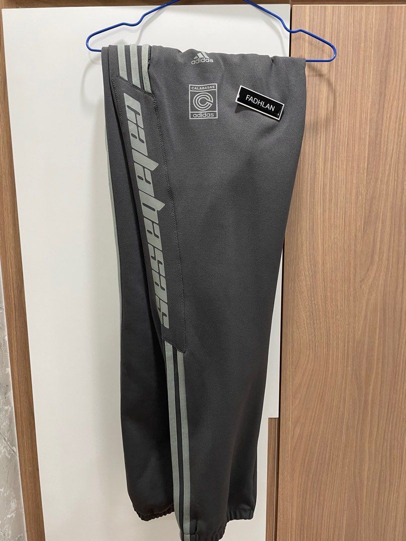 Sweat sales calabasas adidas