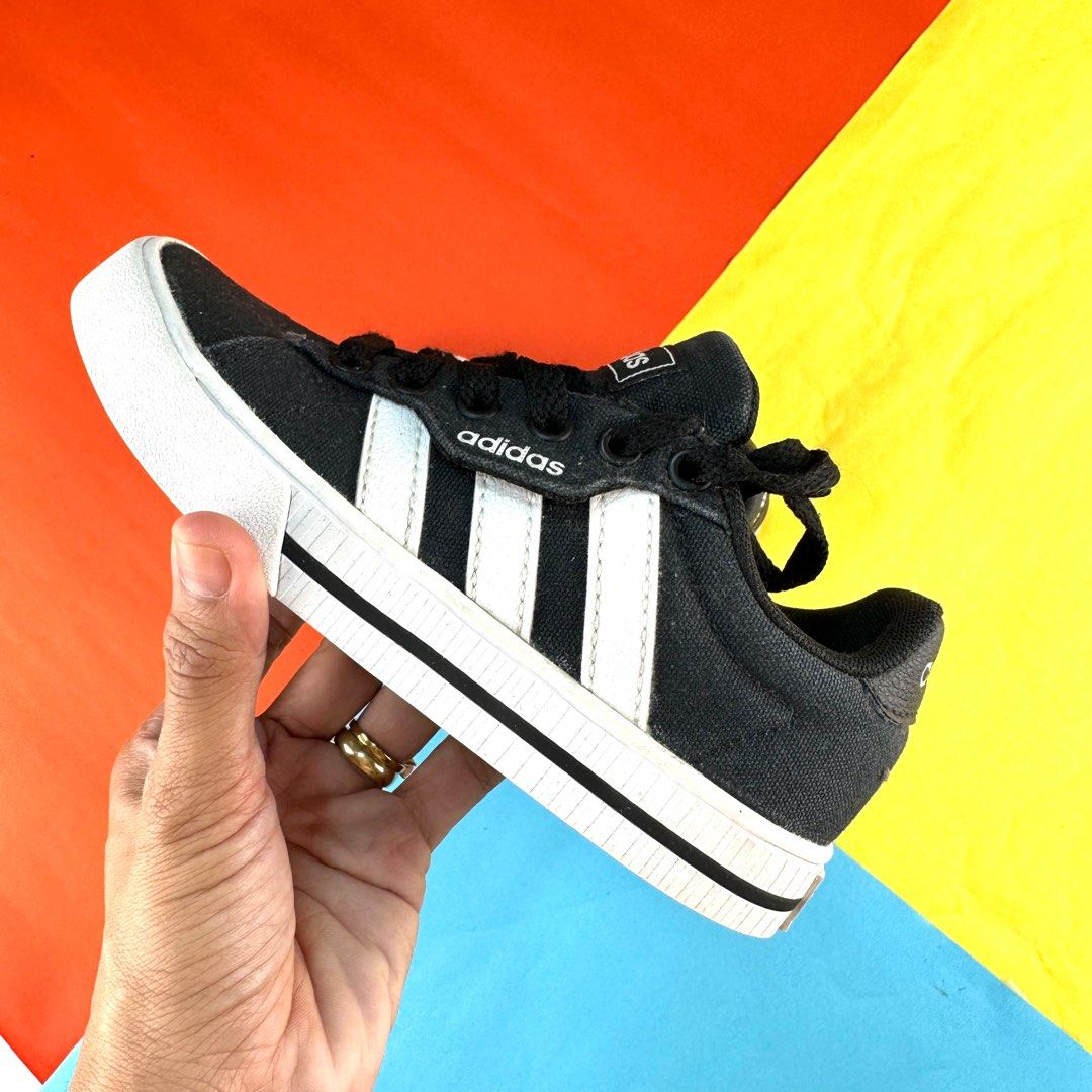 Adidas daily 2.0 kids sales