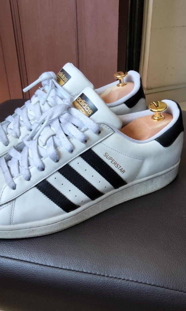 Adidas superstar white w black stripe size 42 Women s Fashion