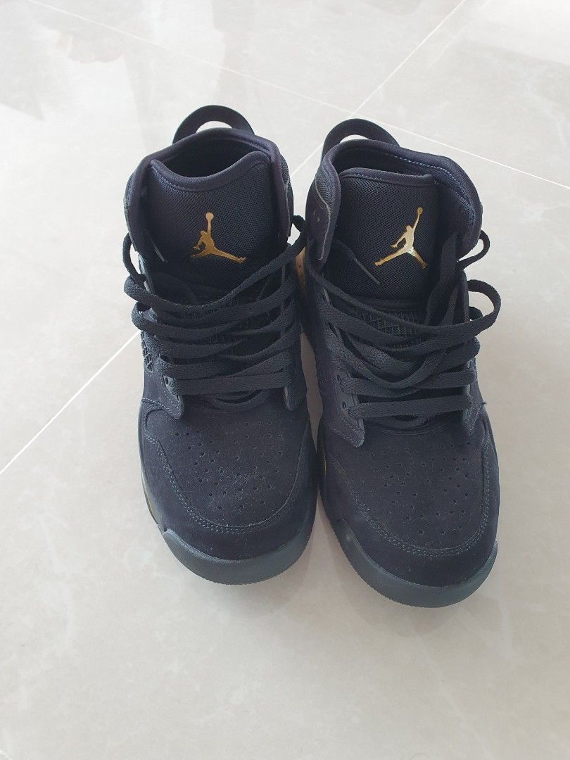 jordan mars 270 black and gold