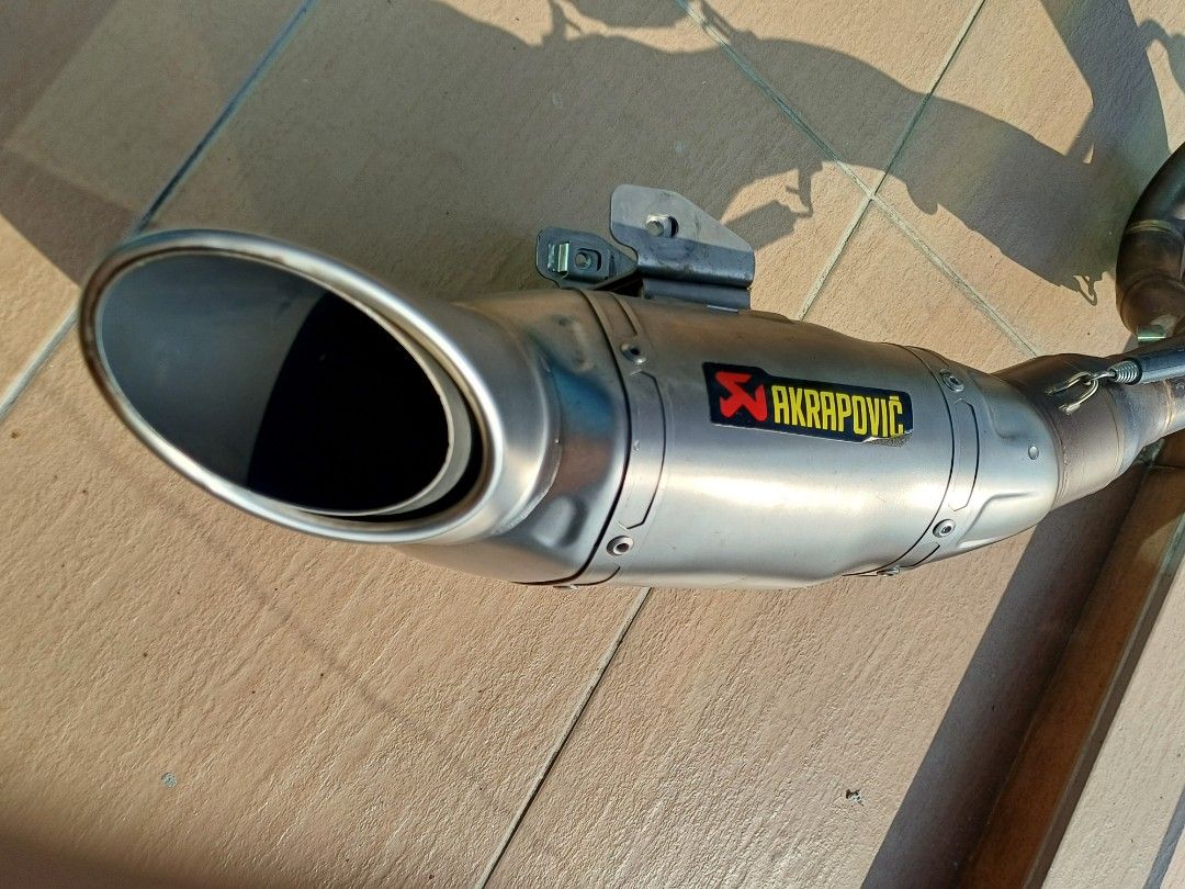 Original Akrapovic Racing Line Titanium Full System Exhaust For Z650