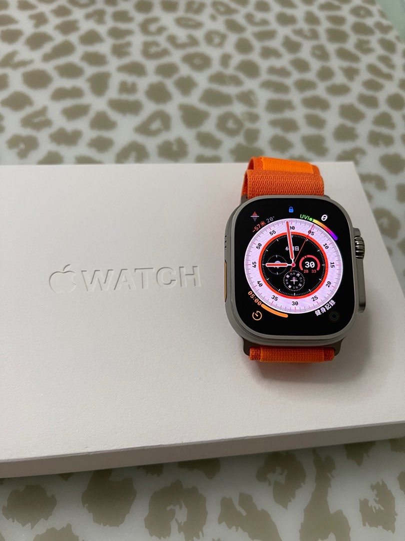 Apple Watch Ultra 49mm with box and warranty till 12/23, 手提電話