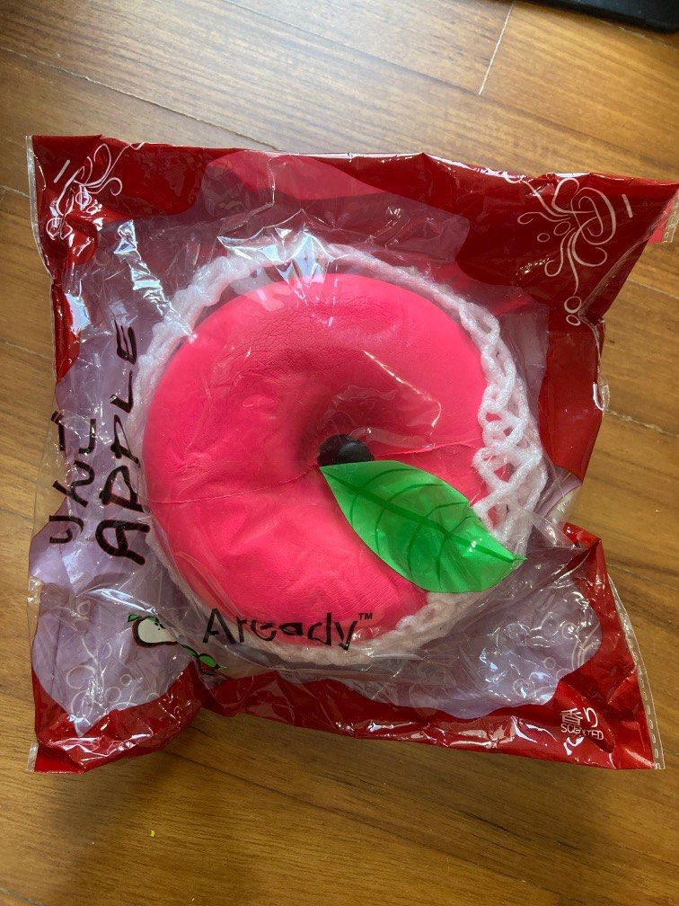 Areedy top apple squishy
