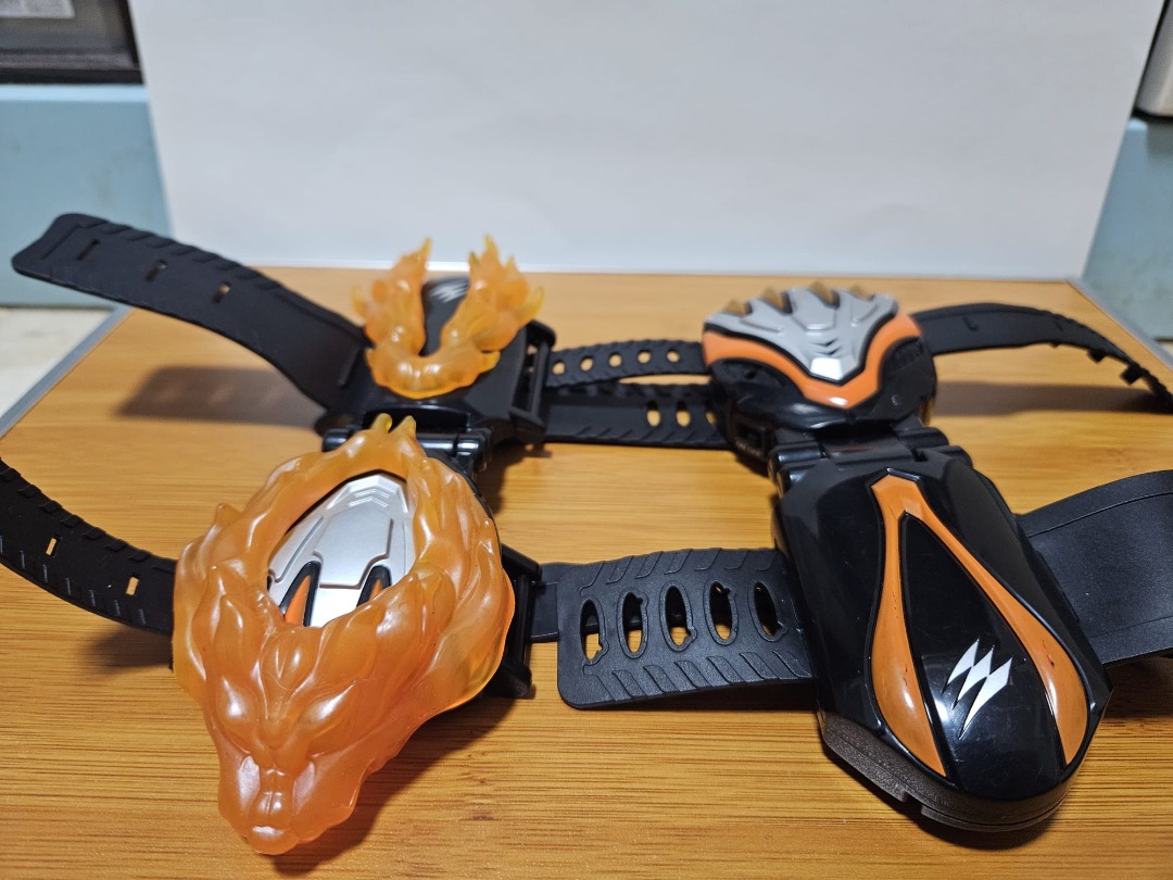 Power Rangers Jungle Fury - Geki Changer DX Geki Changer Battle Claws Morpher BANDAI