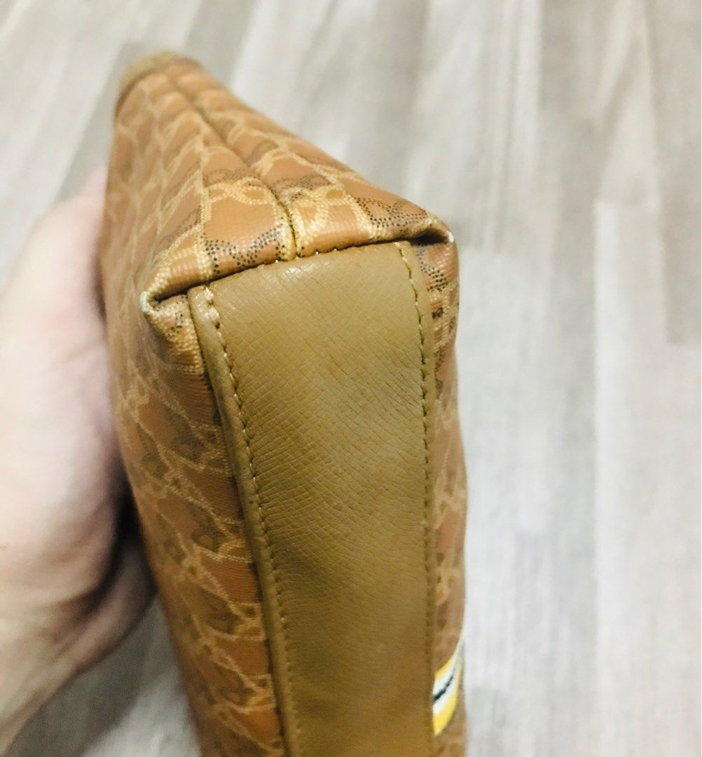 Bean Pole Golf Baguette Bag, Luxury, Bags & Wallets on Carousell