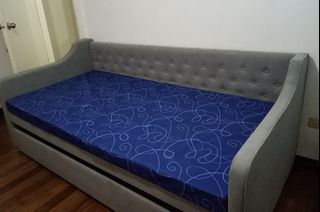 Bed Frame with pull out (Only one mattress is included)