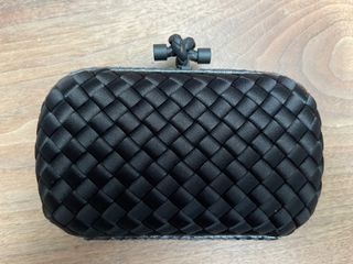 Bottega Veneta Authenticated Pochette Knot Clutch Bag