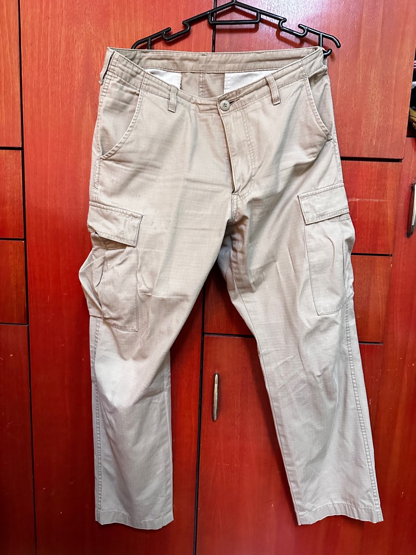 Carhartt Cargo Pants, Men's Fashion, Bottoms, Trousers on Carousell