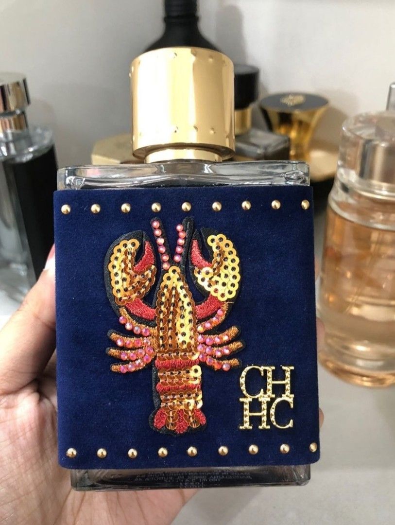 Ch men shop under the sea