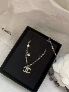 BNIB Authentic CHANEL White Glass Pearl Long Necklace 2 CC Logos 45