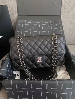 Chanel Double Flap Bag Caviar SHW - Medium