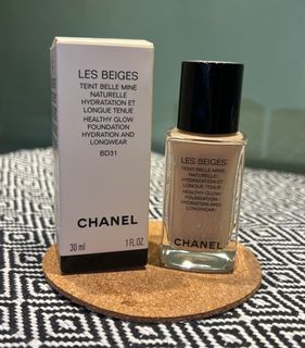 Chanel Ultra Le Teint Foundation b10, Beauty & Personal Care, Face, Makeup  on Carousell