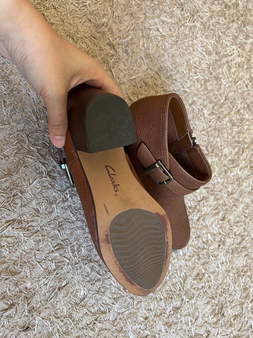Clarks Boots Women s Fashion Footwear Boots on Carousell