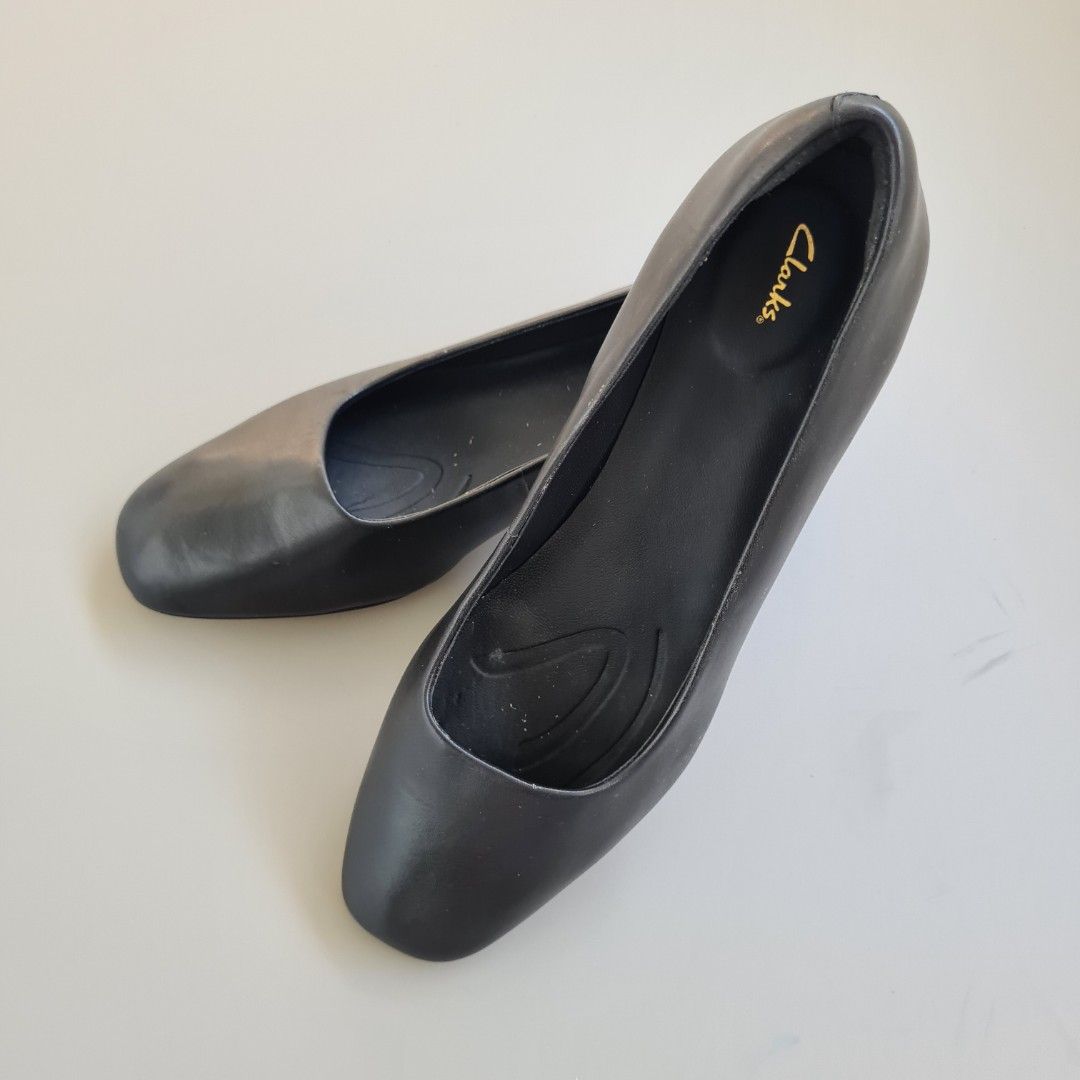 Clarks Women s Leather Pumps Closed Toe Heels Court Shoe Clarks