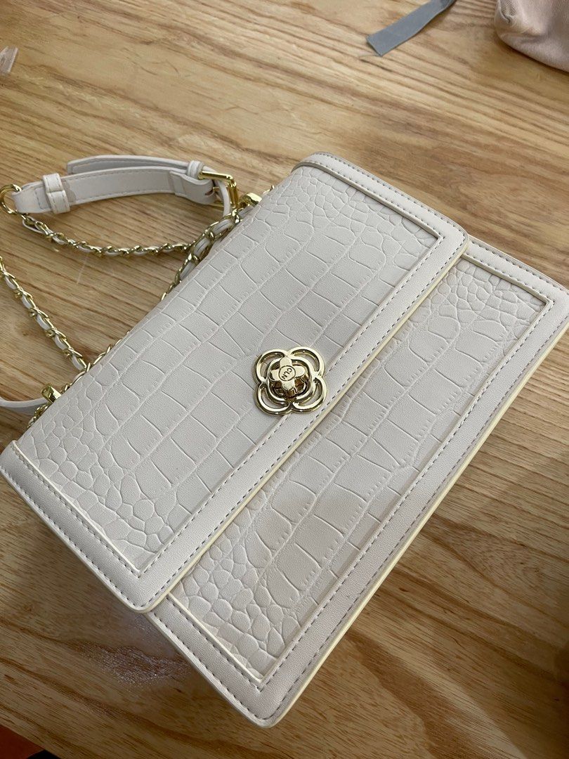 CLN White w Gold Hardware Shoulder-to-Cross Body Bag, Luxury, Bags &  Wallets on Carousell