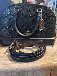 COACH SIERRA alma Type Selling price : Php4500