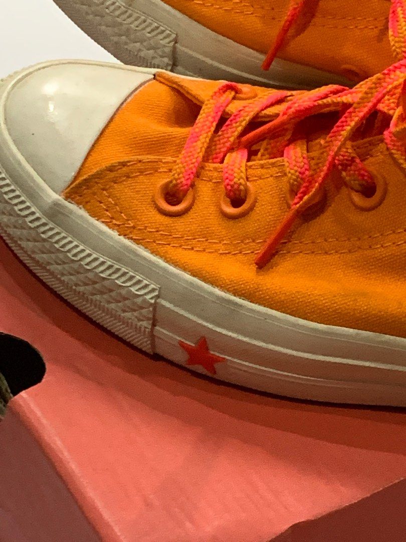 Chuck taylor all star glow up low top cheap