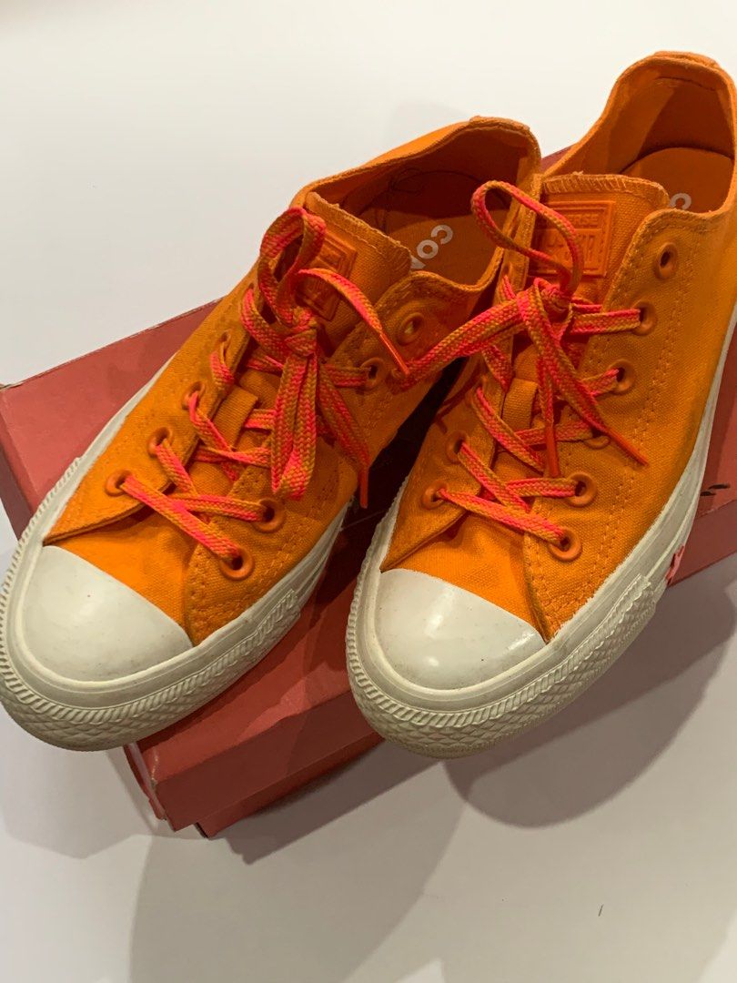 Chuck taylor all star glow up low top cheap