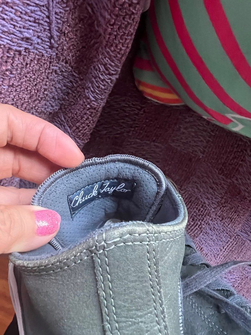 Converse chuck taylor shoes on Carousell