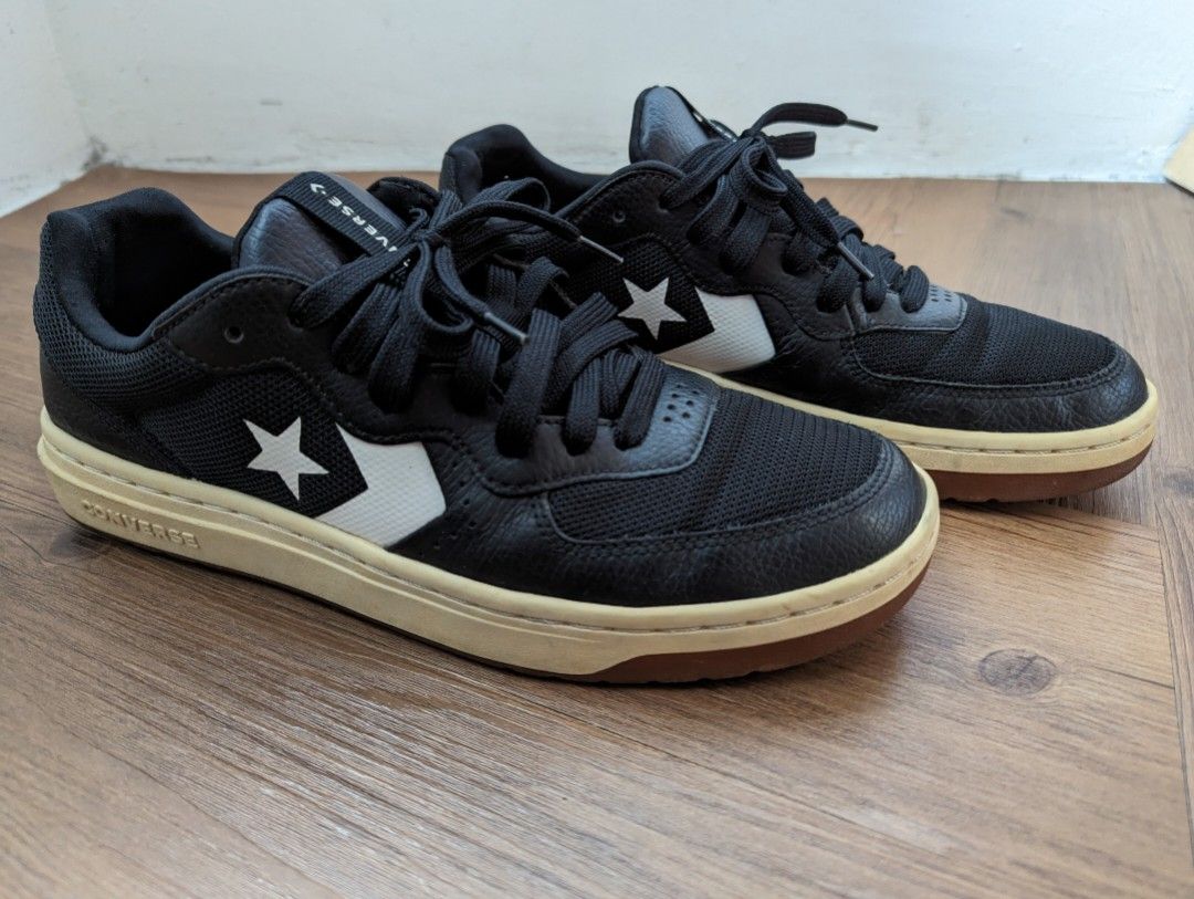Converse rival deals ox black