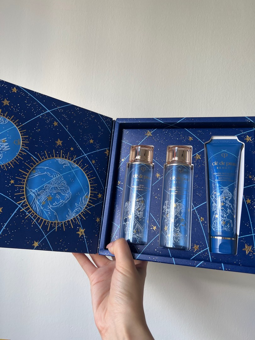 CPB CLE DE PEAU HOLIDAY COLLECTION WITH GIFT BOX, Beauty & Personal