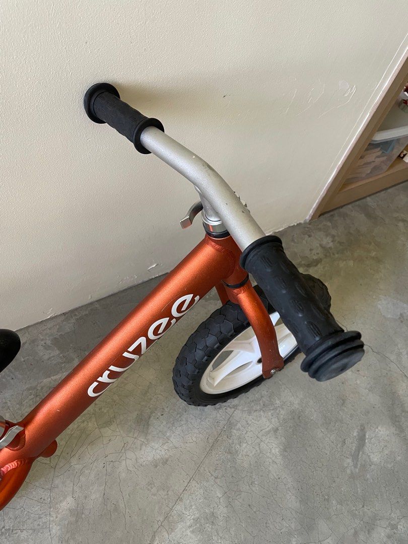 Cruzee balance bike, Sports Equipment, Bicycles & Parts, Bicycles on