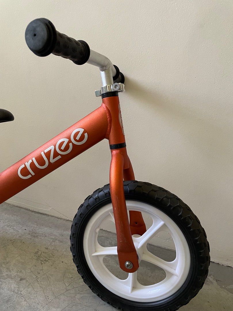Cruzee balance bike, Sports Equipment, Bicycles & Parts, Bicycles on