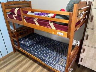 (Category: ) located in . Submitted by geegee2 (Listing ID 1247311831, Image 1). Description: .