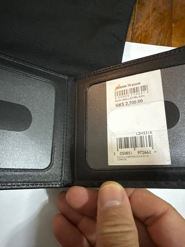 Dunhill Chassis Black 6 cards, 2 IDs, carbon fiber pattern billfold