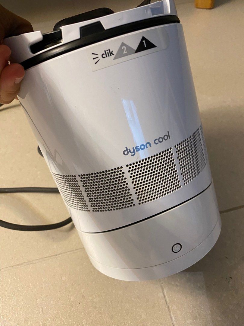 Dyson Desk Fan AM06 **Repair required**, Furniture & Home Living