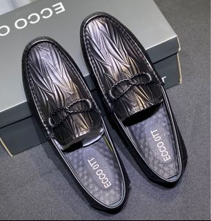(Category: ) located in . Submitted by comfyshoe (Listing ID 1247371157, Image 1). Description: .